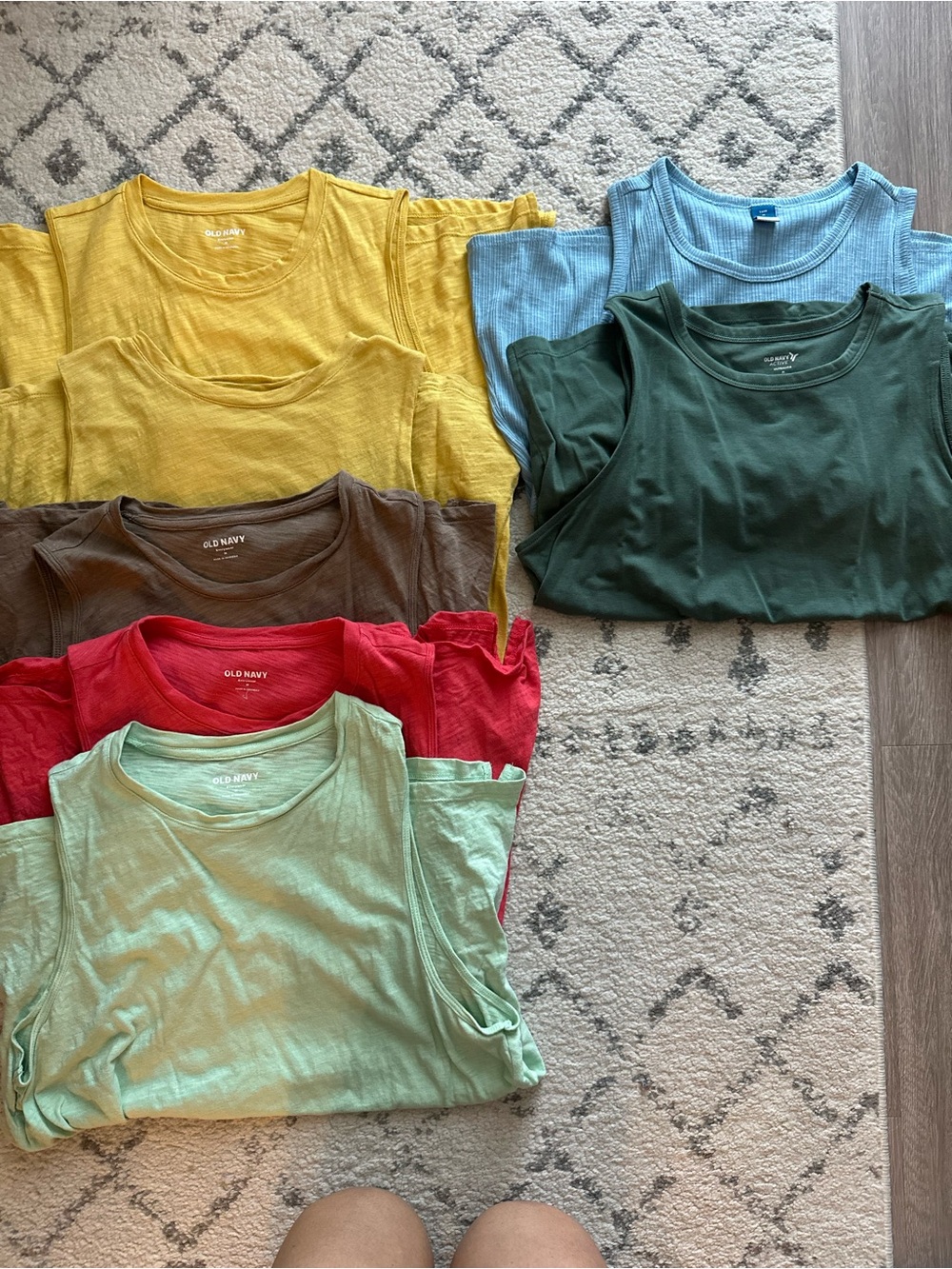 Bundle of 7 Women’s Old Navy Tank Tops. Size Medium